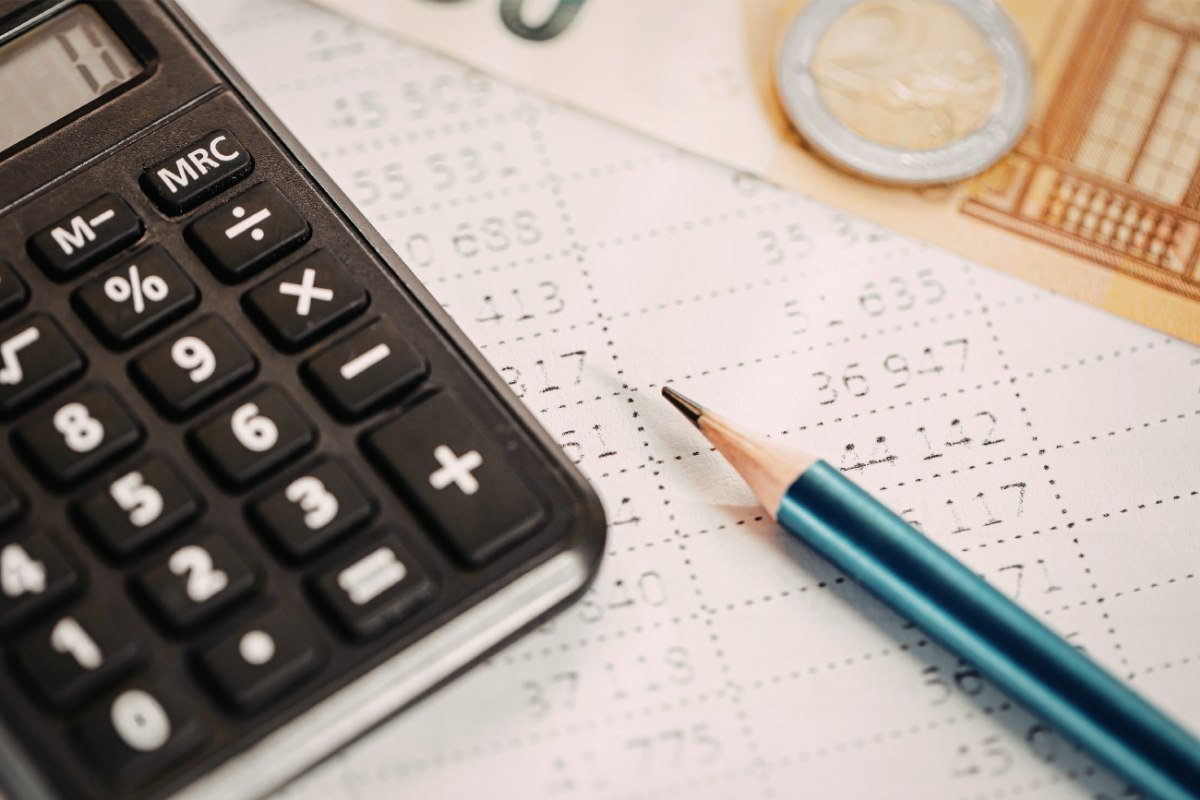 monitorare spese e controllare finanze personali