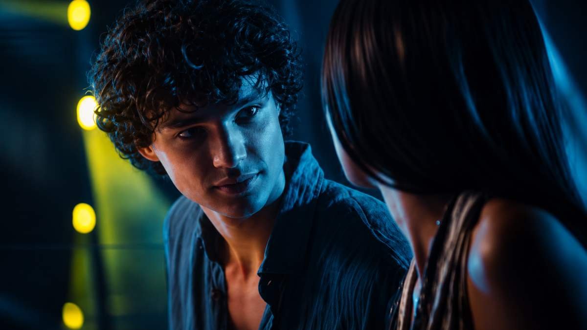 I protagonisti di The Last Sunrise – L’estate delle prime volte in una scena del film