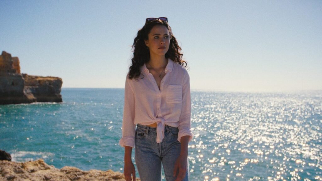 Margaret Qualley interpreta Maya nel film Love of Your Life trama cast Prime Video